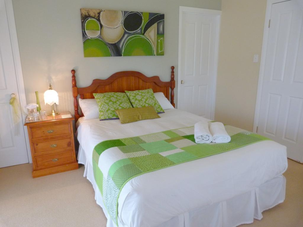 Grovely House Bed and Breakfast Stanthorpe Δωμάτιο φωτογραφία